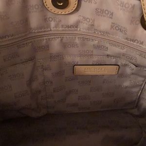 Michael Kors Bags - Michael Kors purse Michael Kors Bags - Michael Kors purse